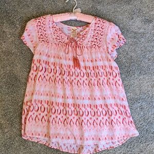 Short Sleeve tie n front looks kinda tie dye